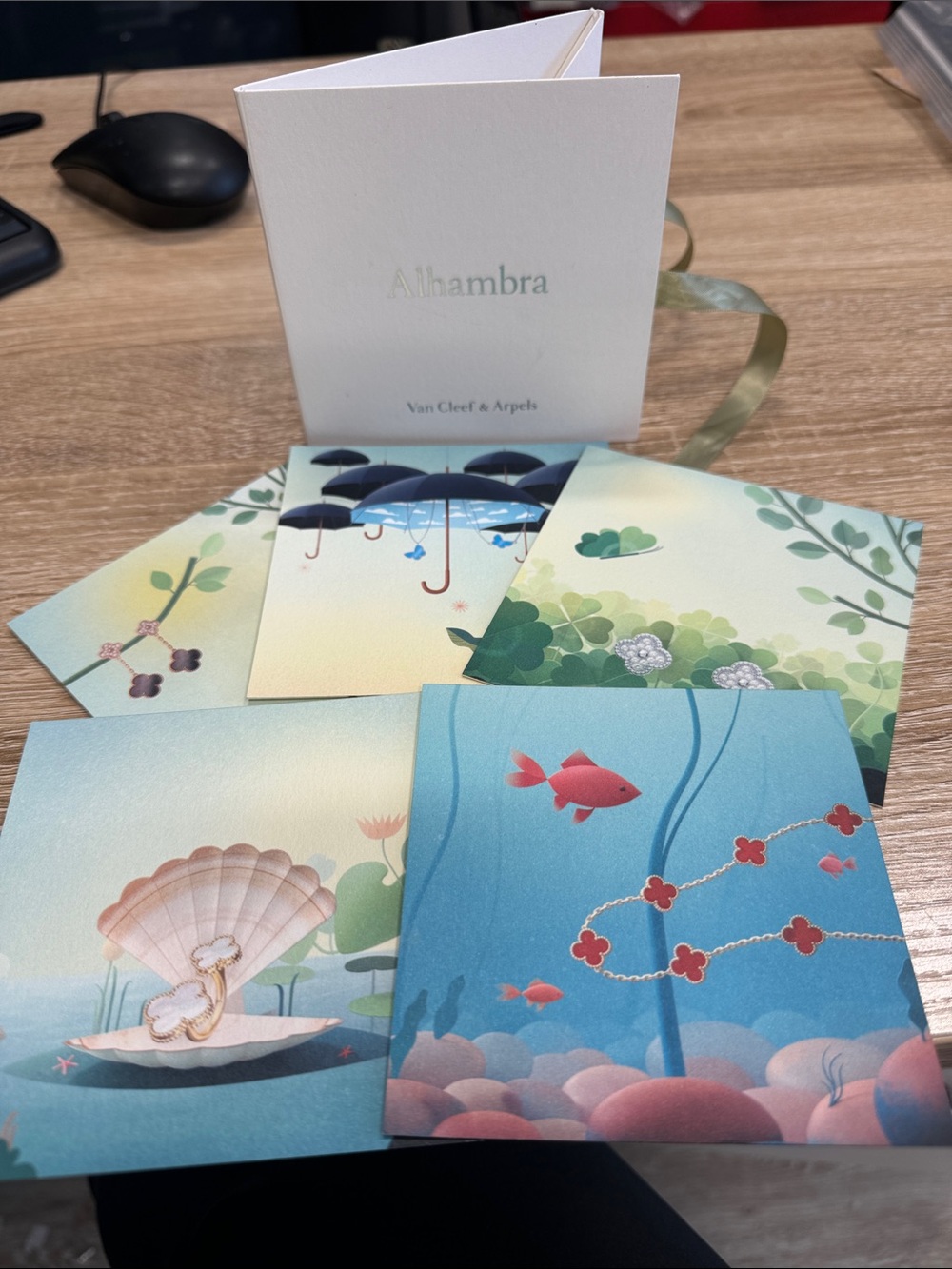 Van Cleef & Arpels Alhambra Keepsake Card Set in Pastel Blue and Green